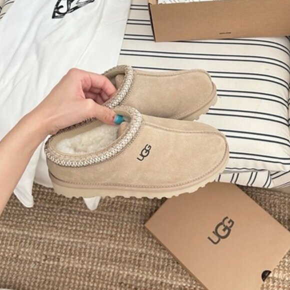 Brand New Women's Ugg Tasman Slip-Ons - Picture 1 of 7